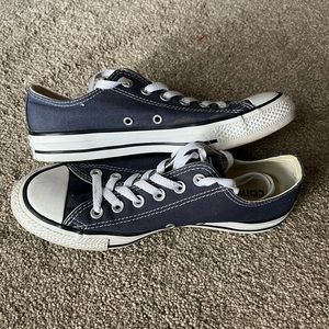 Navy blue Converse